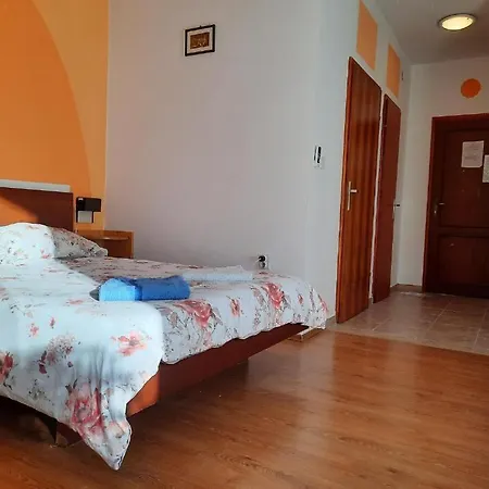 Sanja Apartment *