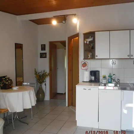 Sanja Apartment *